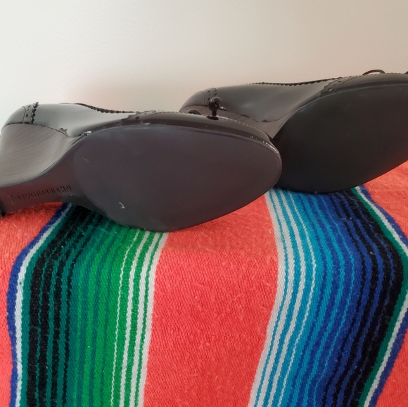 Vintage Enzo Angiolini brown patent leather wedges size 7. Like new. - Picture 3 of 7